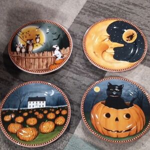 Oneida Pumpkin Hollow Stoneware Plates